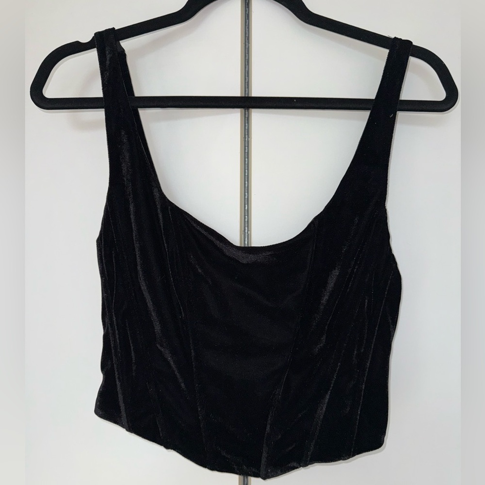 Elegant Isalis Black Velvet Women's Top